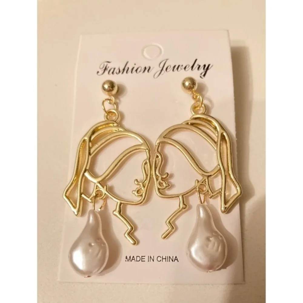 Abstract Gold Line Face Earrings with Baroque Pearl Drop Artistic Statement new - Picture 4 of 7